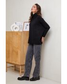 Schwarzer Pullover Veya