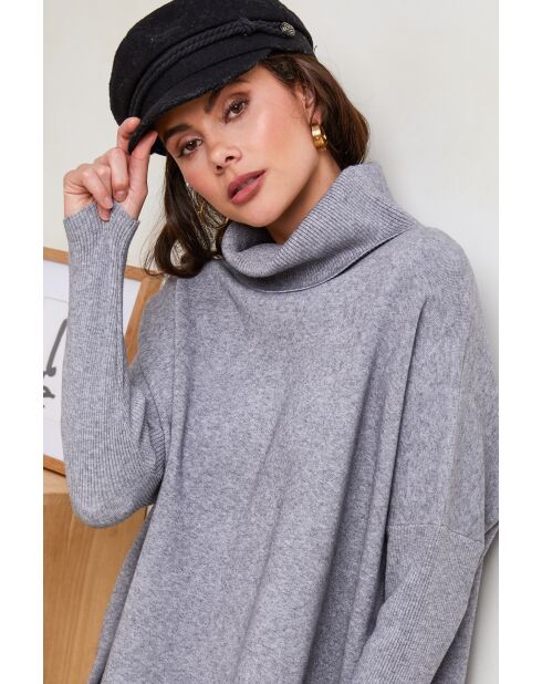 Grauer Veya-Pullover