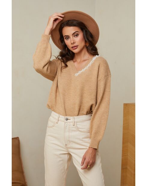 Raylia Camel Pullover