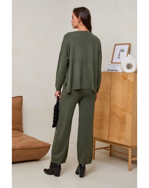 Soléna Khakifarbenes Set aus Pullover und Hose