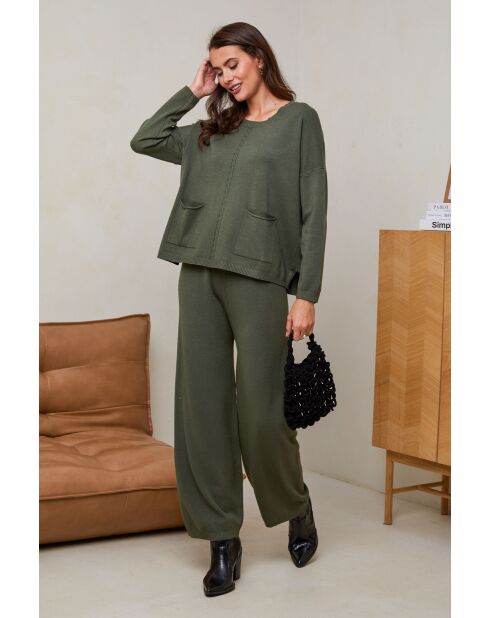 Soléna Khakifarbenes Set aus Pullover und Hose