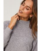 Grauer Pullover Naelis