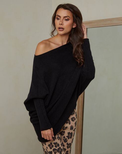 Poncho negro Isaszeg