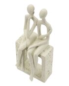 Par de figuras Stons, color crema, 11,5 x 9 x 25 cm