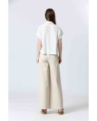 Cremefarbenes BUST-Top