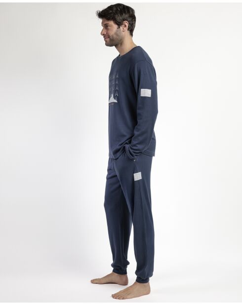 ¿Por qué no un pijama de mezclilla?