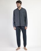 Magnífico pijama gris