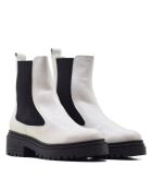 Botas CA-1884 de piel marfil krust