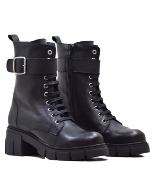 Stivali CA-1894 in pelle krust nera