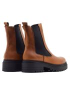 Botas CA-1884 de piel krust marrón claro
