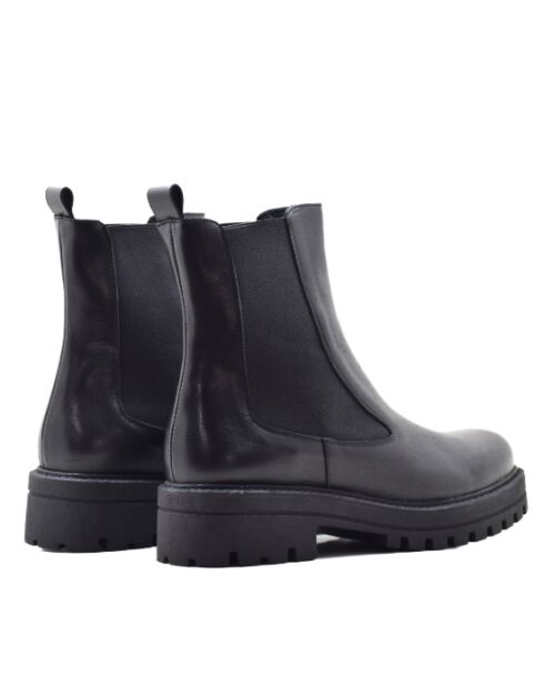 Botas CA-1884 de piel krust negra
