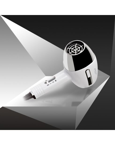 Sèche-cheveux compact sans rayonnement