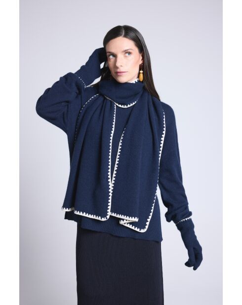 Sciarpa in cashmere con cuciture blu marino e bianche