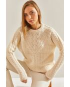 Cremefarbener gemusterter Strickpullover