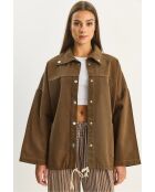 Giacca in denim oversize marrone con dettagli sulle tasche