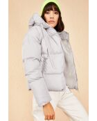 Chaqueta acolchada gris con capucha