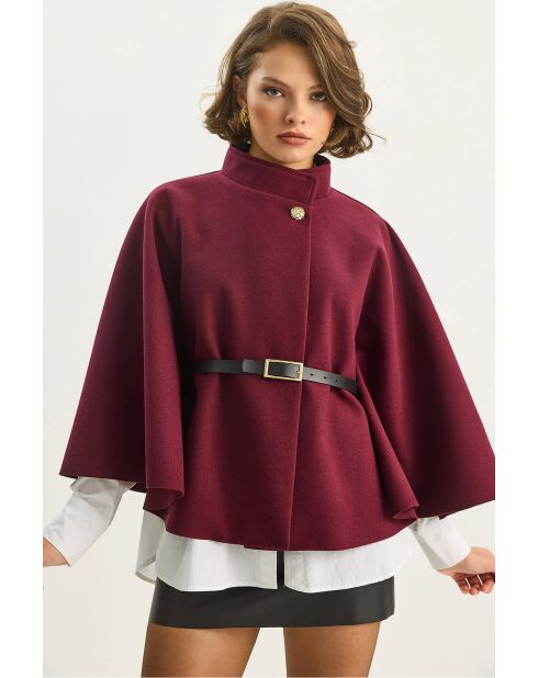 Poncho ceinturé avec boutons dorés cerise