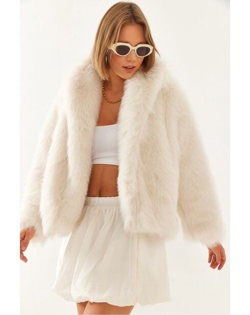 Beigefarbene Kunstpelzjacke von höchster Qualität