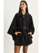 Cape à poches ceinturée en similicuir noir