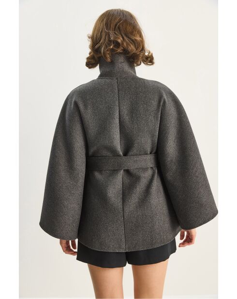 Poncho de mezcla de lana de cuello alto con cinturón antracita