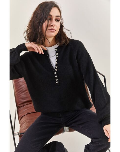 Maglione in maglia a collo alto con bottoni nero opaco