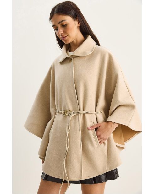 Cape à poches ceinturée en similicuir beige