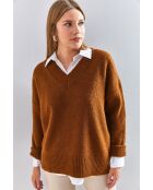 Pull en maille à col V brun
