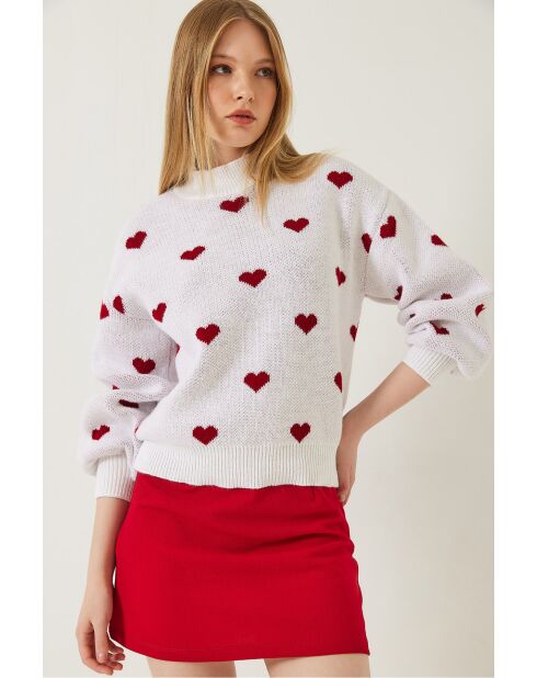 Pull en maille à motif cœur blanc