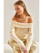 Pull en maille à col madonna écru