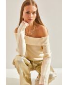 Pull en maille à col madonna écru