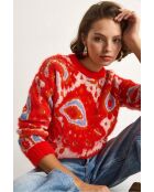 Orangefarbener Rollkragenpullover aus weichem Strick