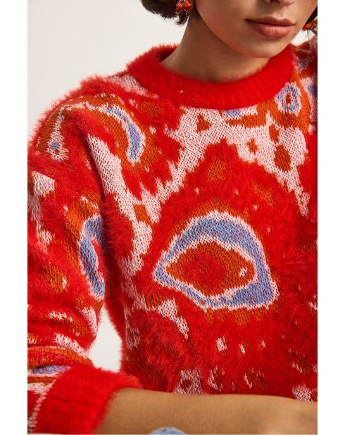 Orangefarbener Rollkragenpullover aus weichem Strick