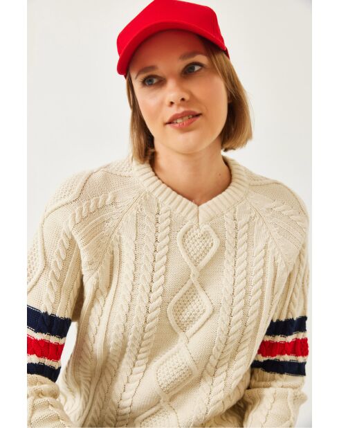 Pull en maille à col V écru