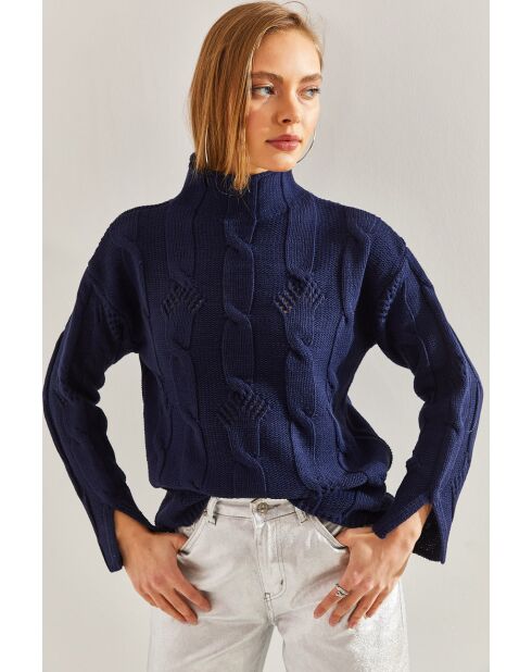 Pull à col montant en grosse maille avec motif tressé bleu marine