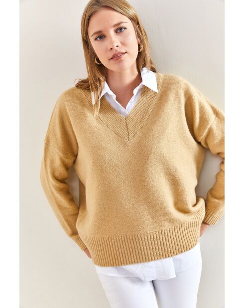Pull en maille à col V camel