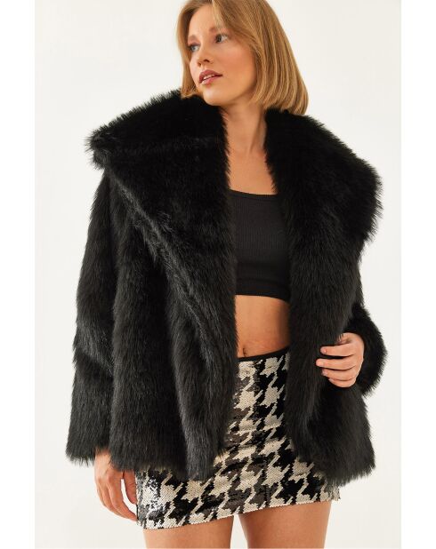 Manteau en fausse fourrure doublée noir