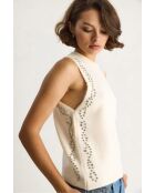 Top en maille orné de pierres écru