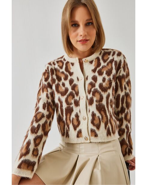 Chaleco de punto con estampado de leopardo y botones en color crudo camel