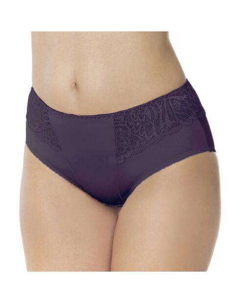 Calzoncillos Elizabeth con mermelada de grosella negra