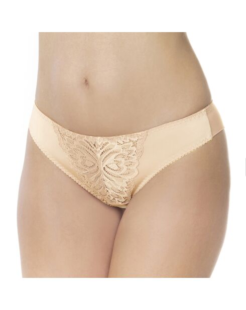 Shorty Elizabeth Jasmine