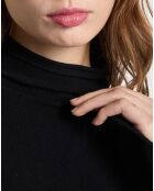 Top nero aderente in maglia