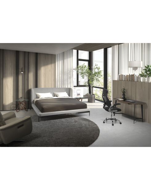 Ecktisch aus Nussbaumglas - 55x55x55