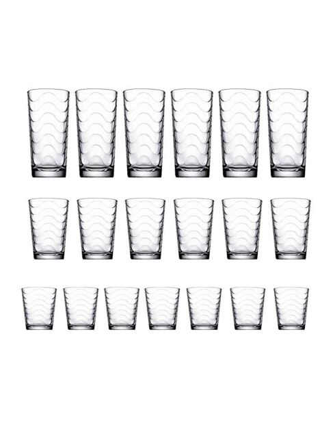 Set di 18 bicchieri trasparenti
