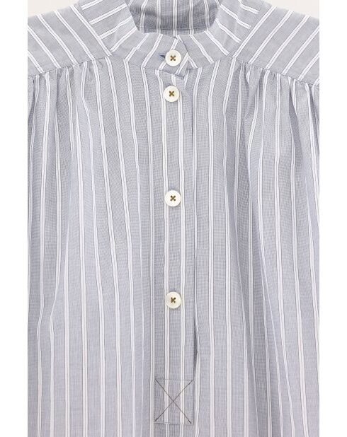 Blusa gris a rayas en forma de pera