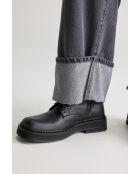 Jean Patsy used black