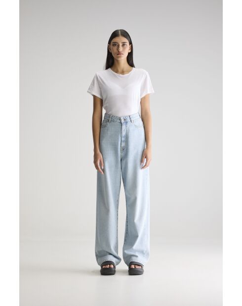 Jeans Perla usó azul claro