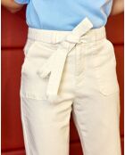 Marisol witte broek met worteluitsnijding