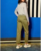 Marisol khakifarbene Hose im Karottenschnitt