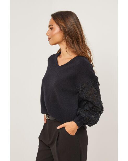 Noa schwarzer Pullover