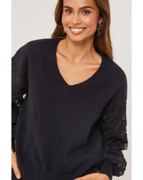 Noa schwarzer Pullover